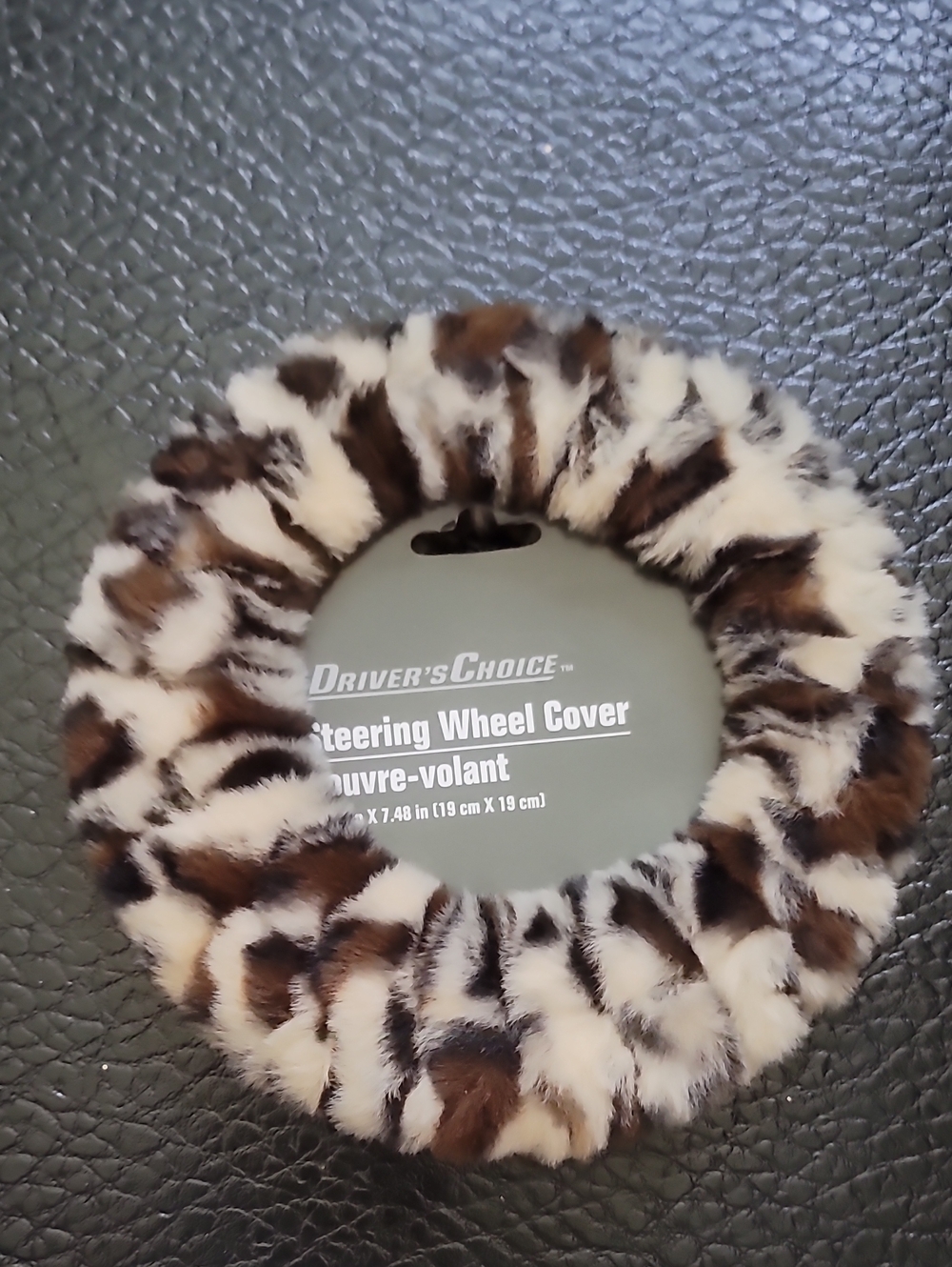 Driver's Choice Fuzzy Brown & Cream Leopard Print Steering Wheel Cover